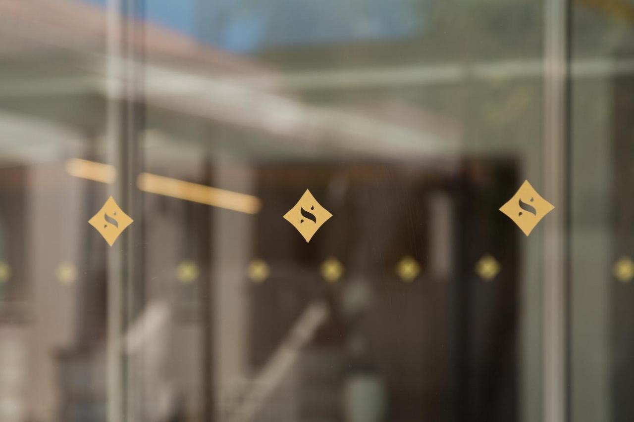 Samian Mare Hotel, Suites & Spa Karlovassi Exterior foto