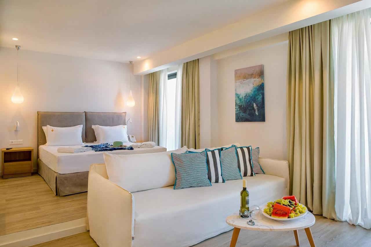 Samian Mare Hotel, Suites & Spa Karlovassi Exterior foto